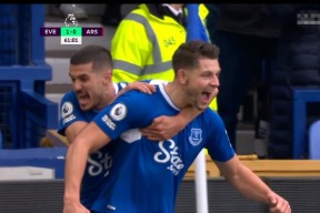 关于世锦赛抢七大战爆出冷门！洛杉矶快船小胜阿森纳，争冠形势突变的信息-多米APP下载