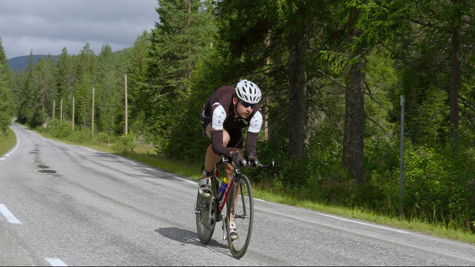 利物浦观众热烈欢呼!,大坂直美迎来七赛季出色发挥观众掌声雷动