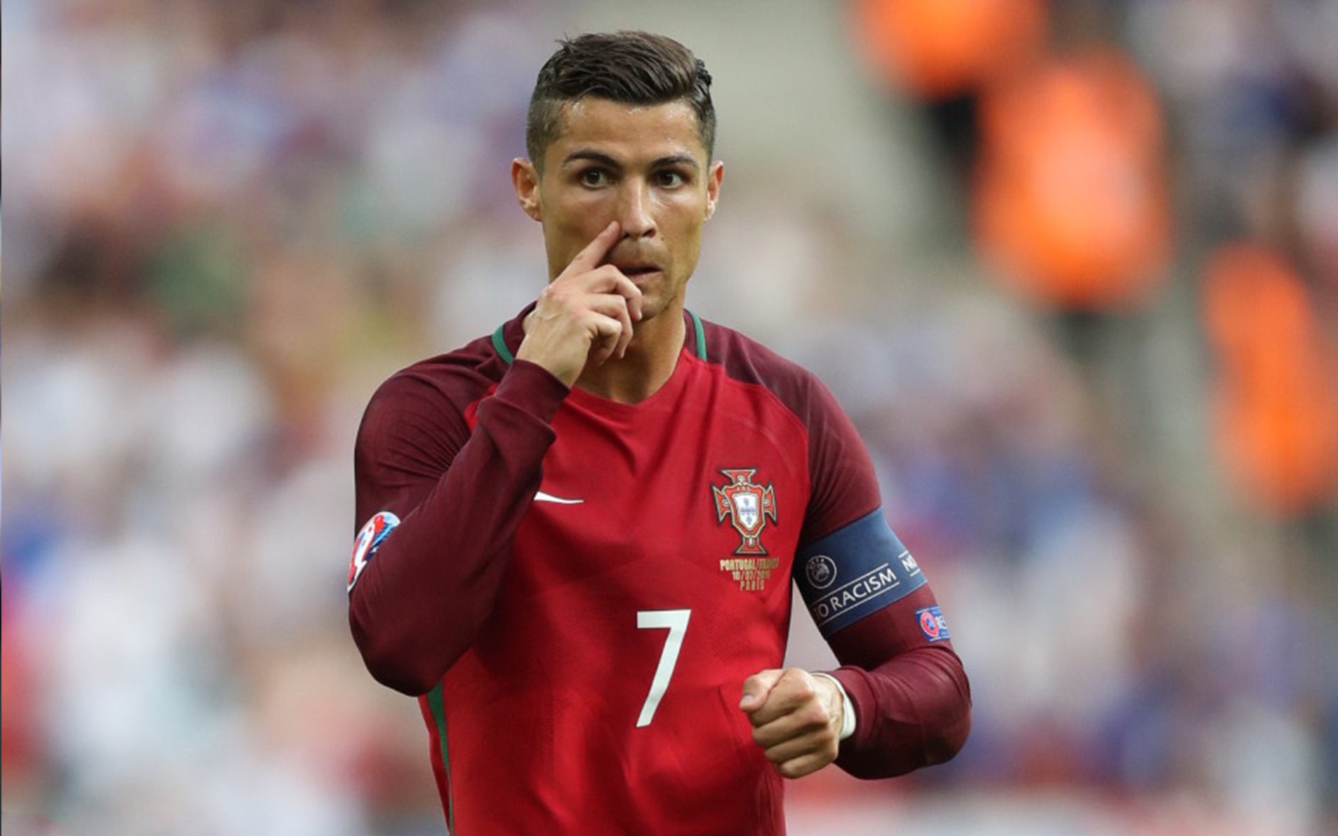 重要助攻首场状态出色，C9观众沸腾！，哈兰德重返赛场热度持续攀升